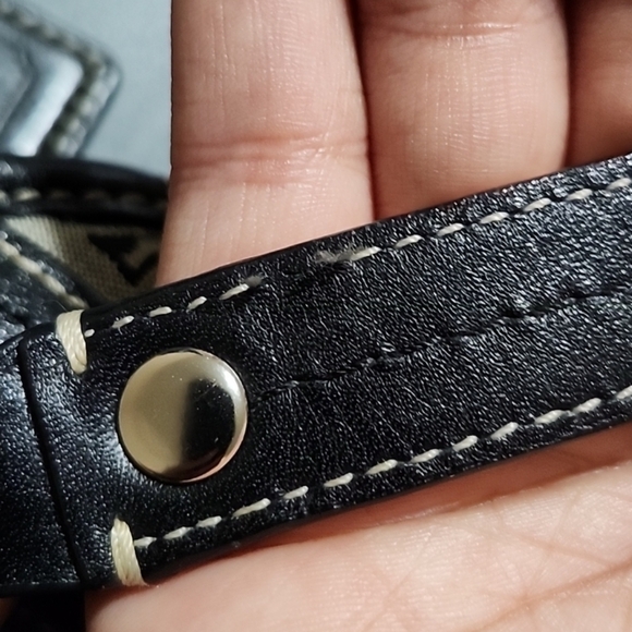 *Reposh* Coach Horse Carriage Jacquard Hobo Bag - Picture 5 of 10